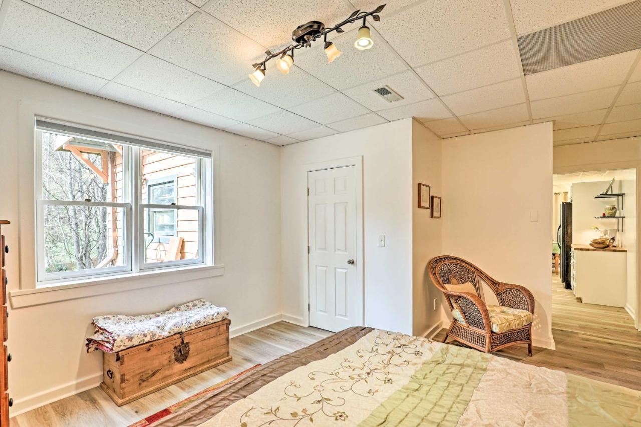 Asheville Mountain Getaway With Patio And Koi Pond! Zewnętrze zdjęcie